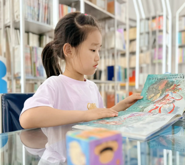 假期教育的特色让每个学生都能在假期中找到适合自己的成长方式